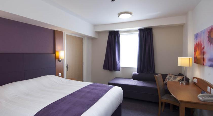 Premier Inn Glasgow East Kilbride - Peel Park Værelse billede
